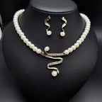 Fashion Personality Deep V Clavicle Pearl Pendant Suit